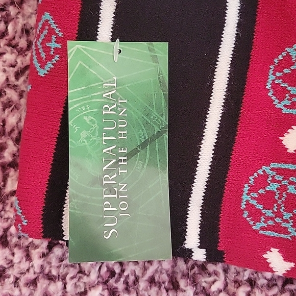 Supernatural scarf - Picture 3 of 4